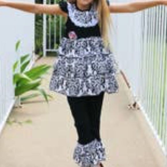 Ann Loren Other - 𝅺Ann Loren Black & White Ruffle Top & Pants Size 9/10 NEW High End Boutique